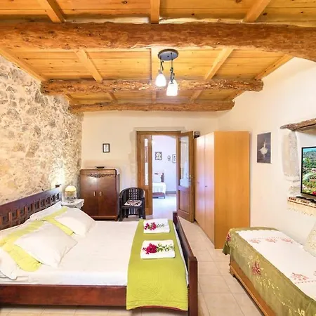 Philia Archontiko Apartment